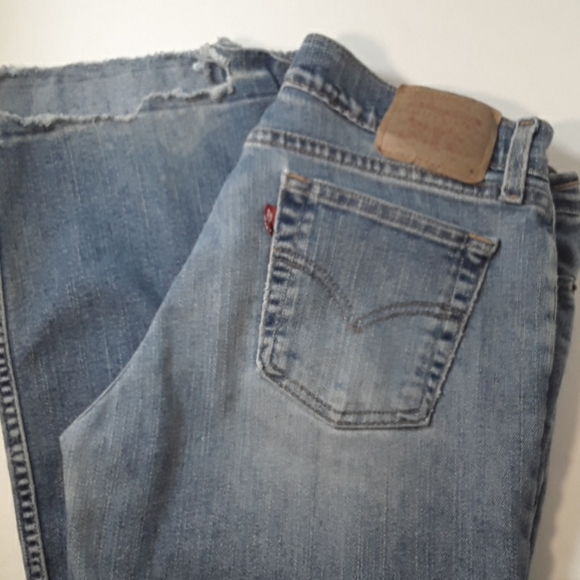Vintage 518 Super Low Stretch Levis - Picture 4 of 8